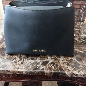 MK BLACK PURSE